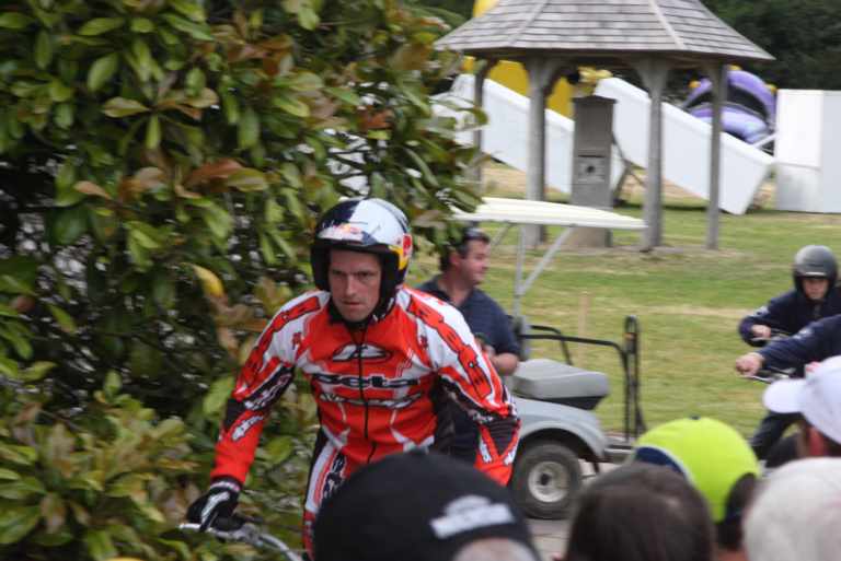 Click to go back a page